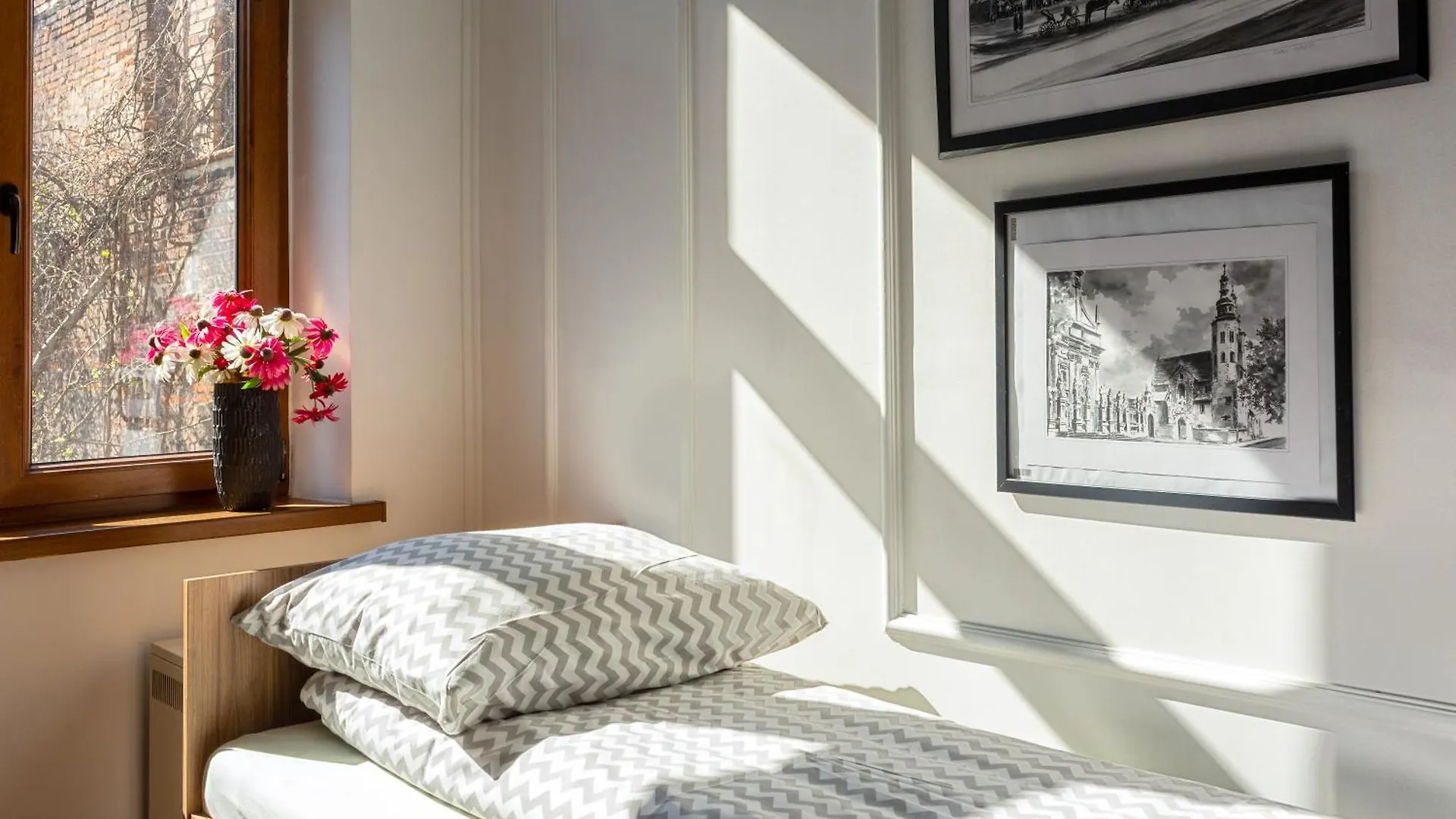 Apartament Tuz Przy Wawelu Краков